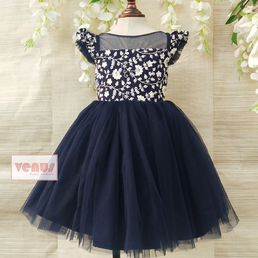 GridArt_20240129_210911128-min