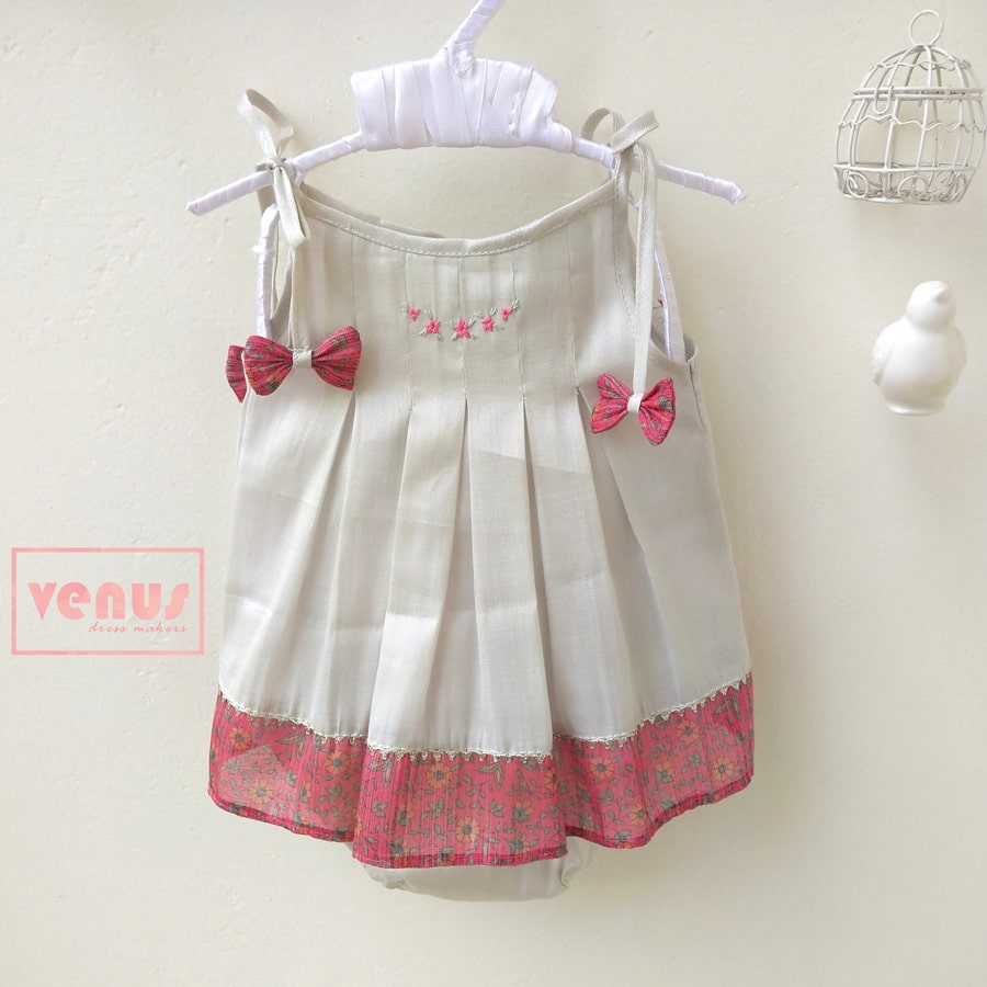 GridArt_20240512_225705377-min